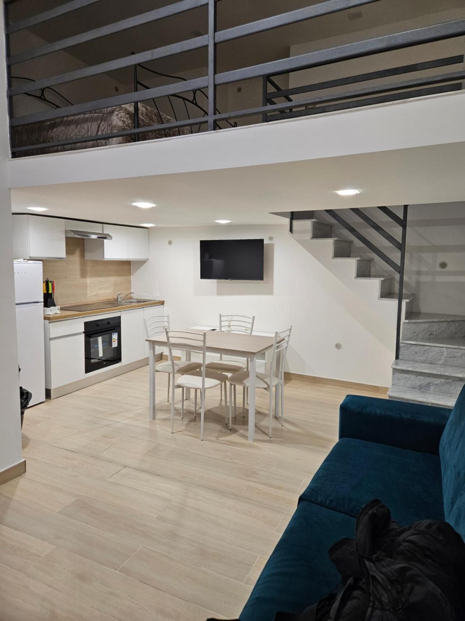 Casa Savoia Dream Apartment Napoli Bagian luar foto