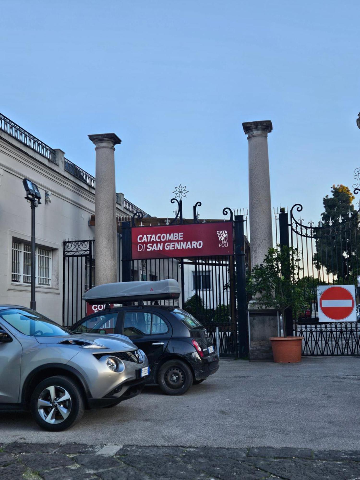 Casa Savoia Dream Apartment Napoli Bagian luar foto
