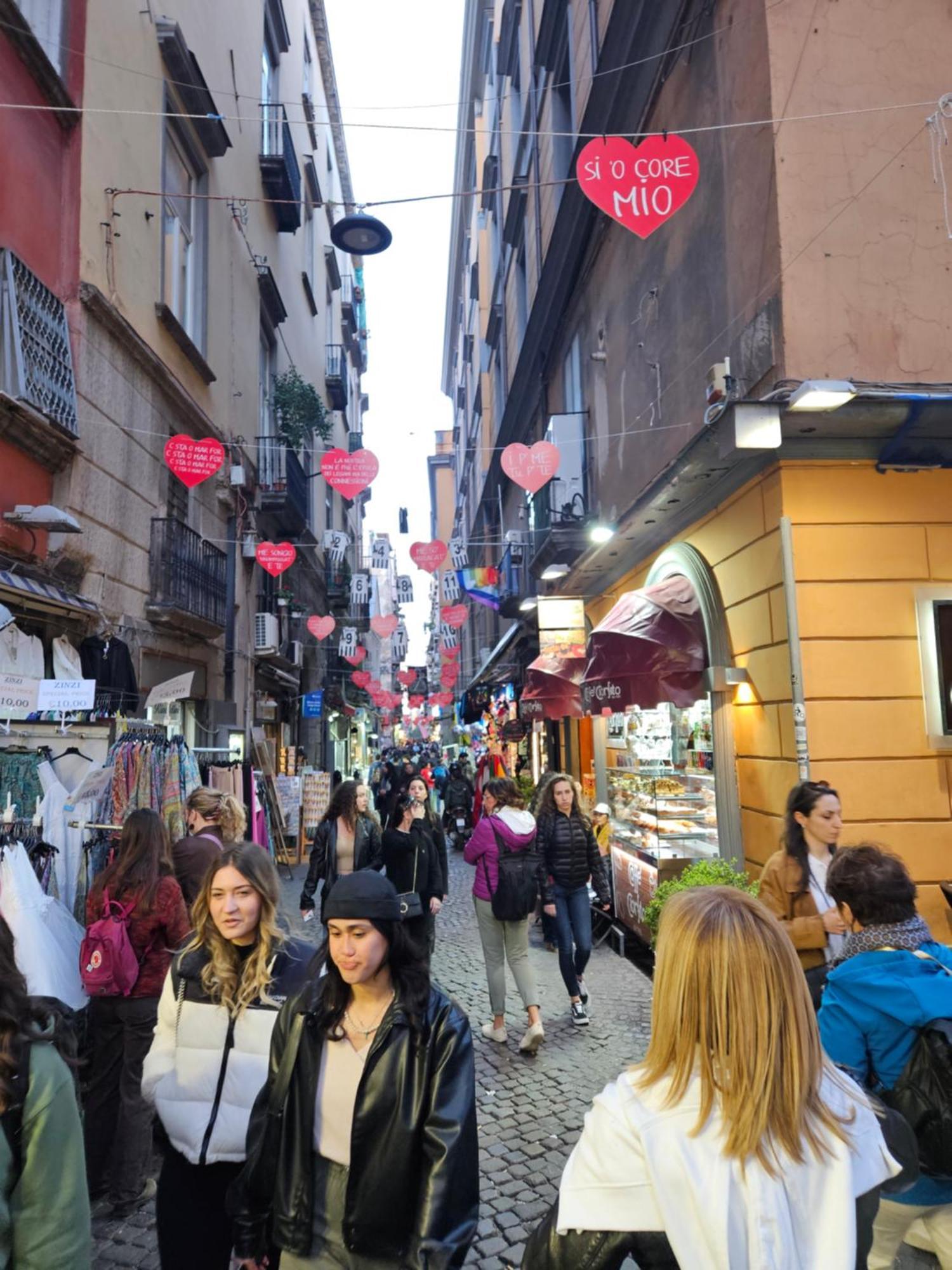 Casa Savoia Dream Apartment Napoli Bagian luar foto